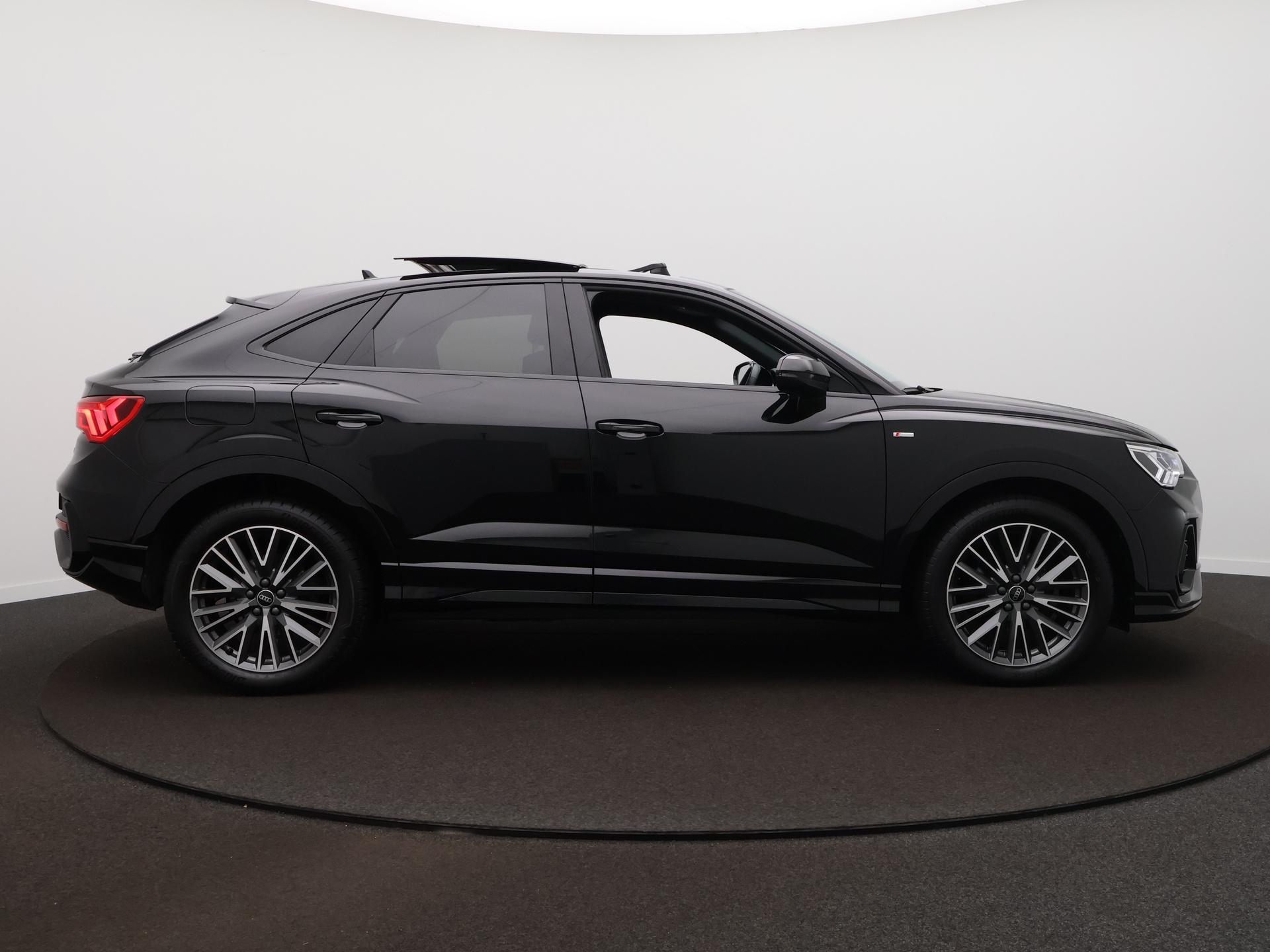 Audi Q3 Sportback 35 TFSI S Edition - Afbeelding 4
