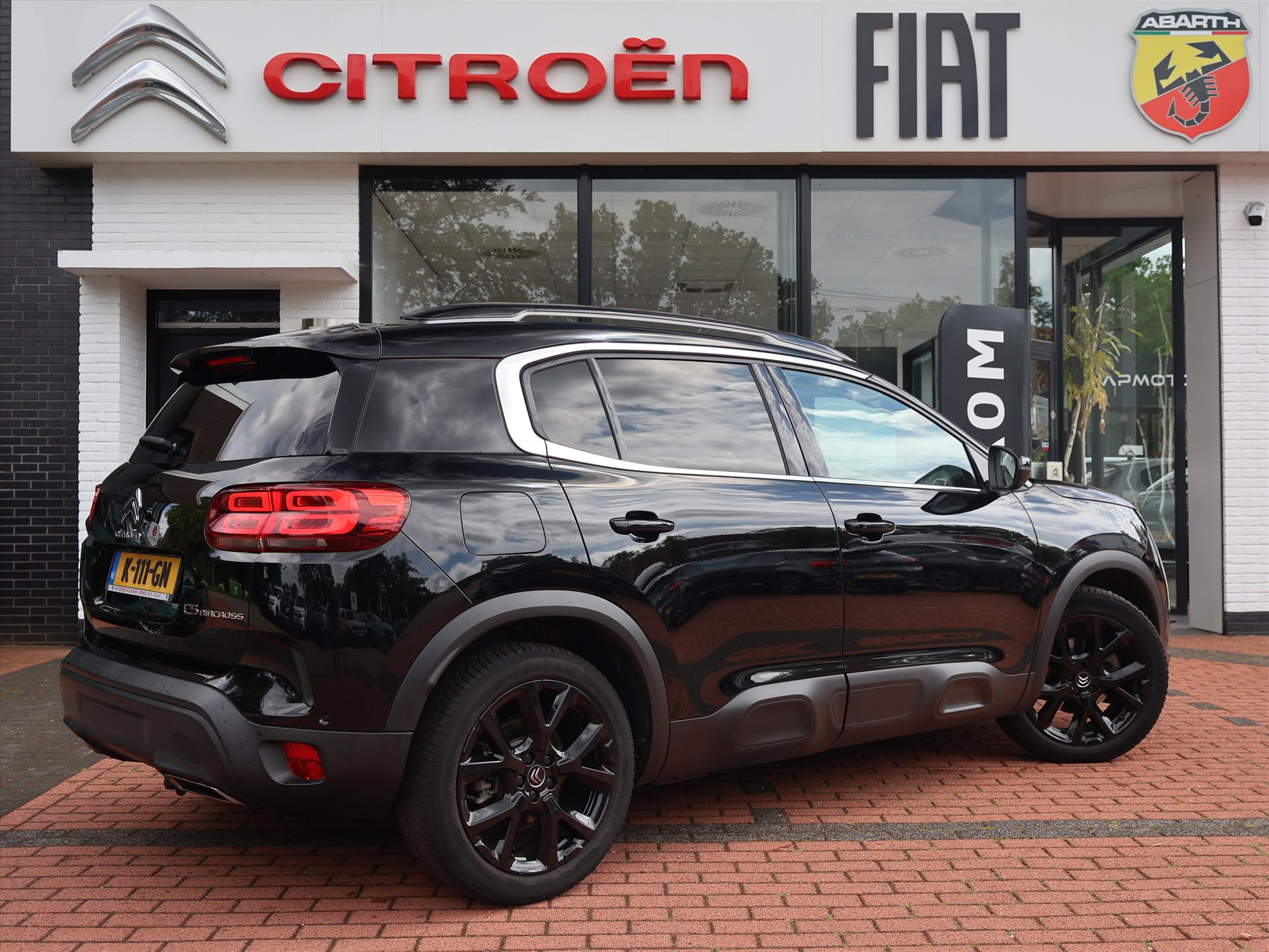 Citroën C5 Aircross PureTech turbo 130PK S&S EAT8 automaat Shine, Rijklaarprijs | Leder | Trekhaak afn.| Massage | Panoramadak | Navigatie - Afbeelding 4