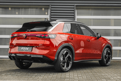 Volkswagen T-Roc 1.5 eTsi 150pk R-Line First Edition - Afbeelding 2