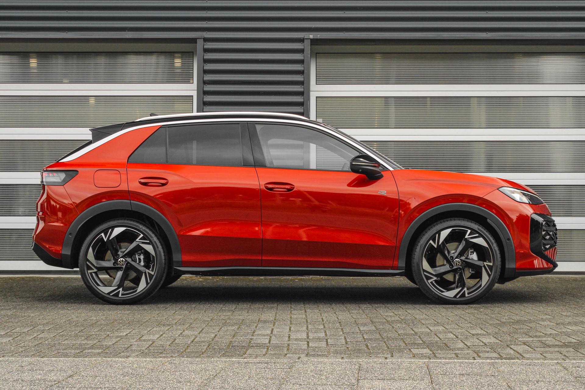 Volkswagen T-Roc 1.5 eTsi 150pk R-Line First Edition - Afbeelding 3