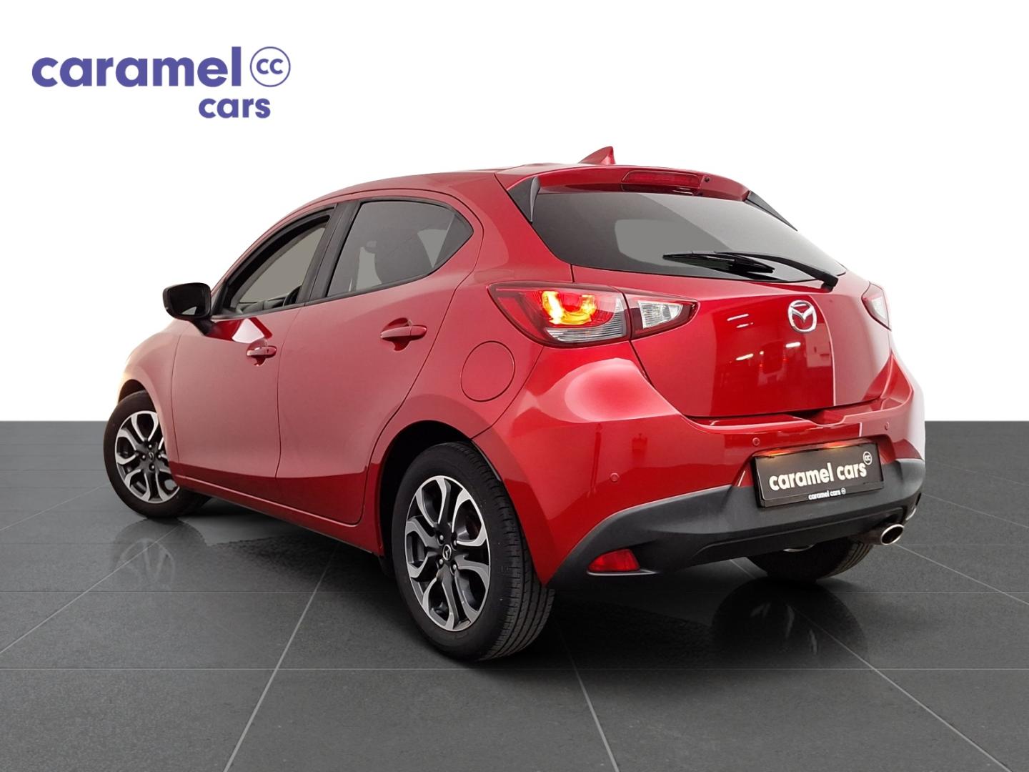 Mazda 2 1.5 Skyactiv-G benzine *ZETELVERWARMING*DAB*GPS*SENSOREN ACHTER*KLIMAATREGELING* - Afbeelding 4