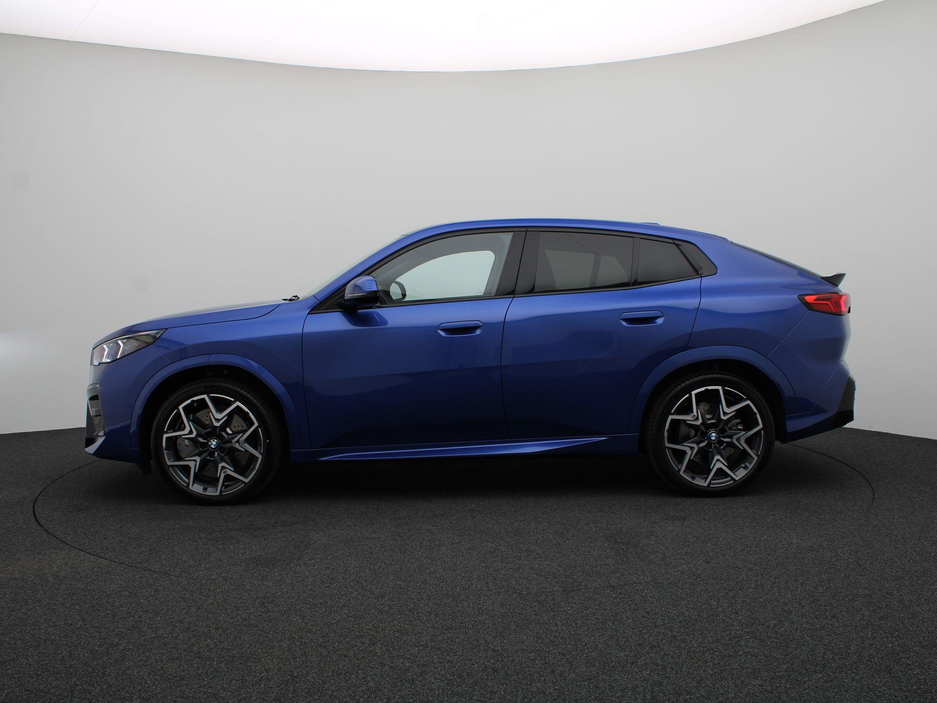 BMW iX2 eDrive20 - Afbeelding 4