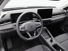 Volkswagen T-Roc Life First Edition 1.5 eTSI 116 PK - Afbeelding 3