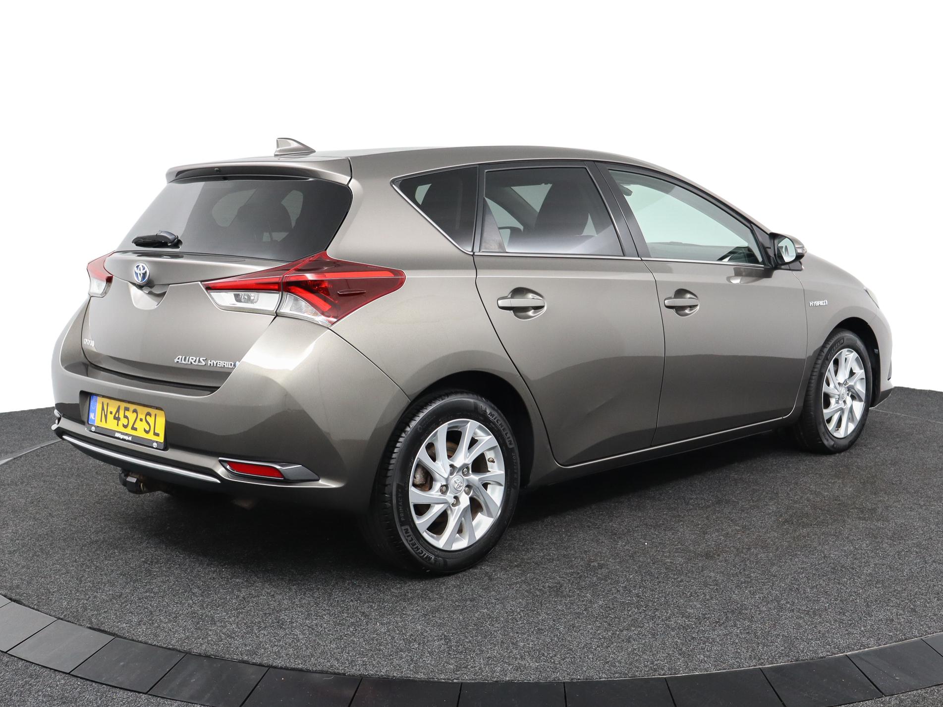 Toyota Auris 1.8 Hybrid Dynamic - Afbeelding 2