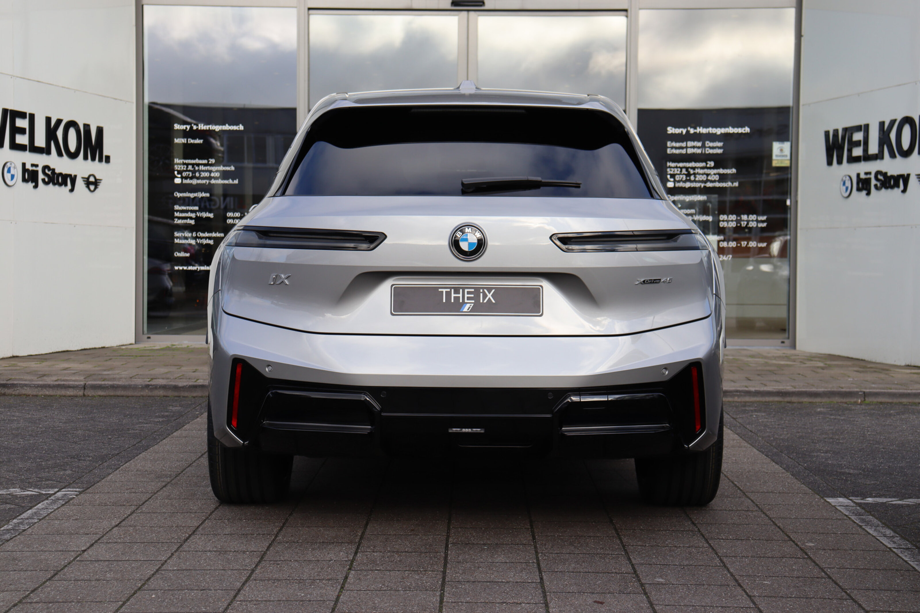 BMW iX xDrive45 M Sport
