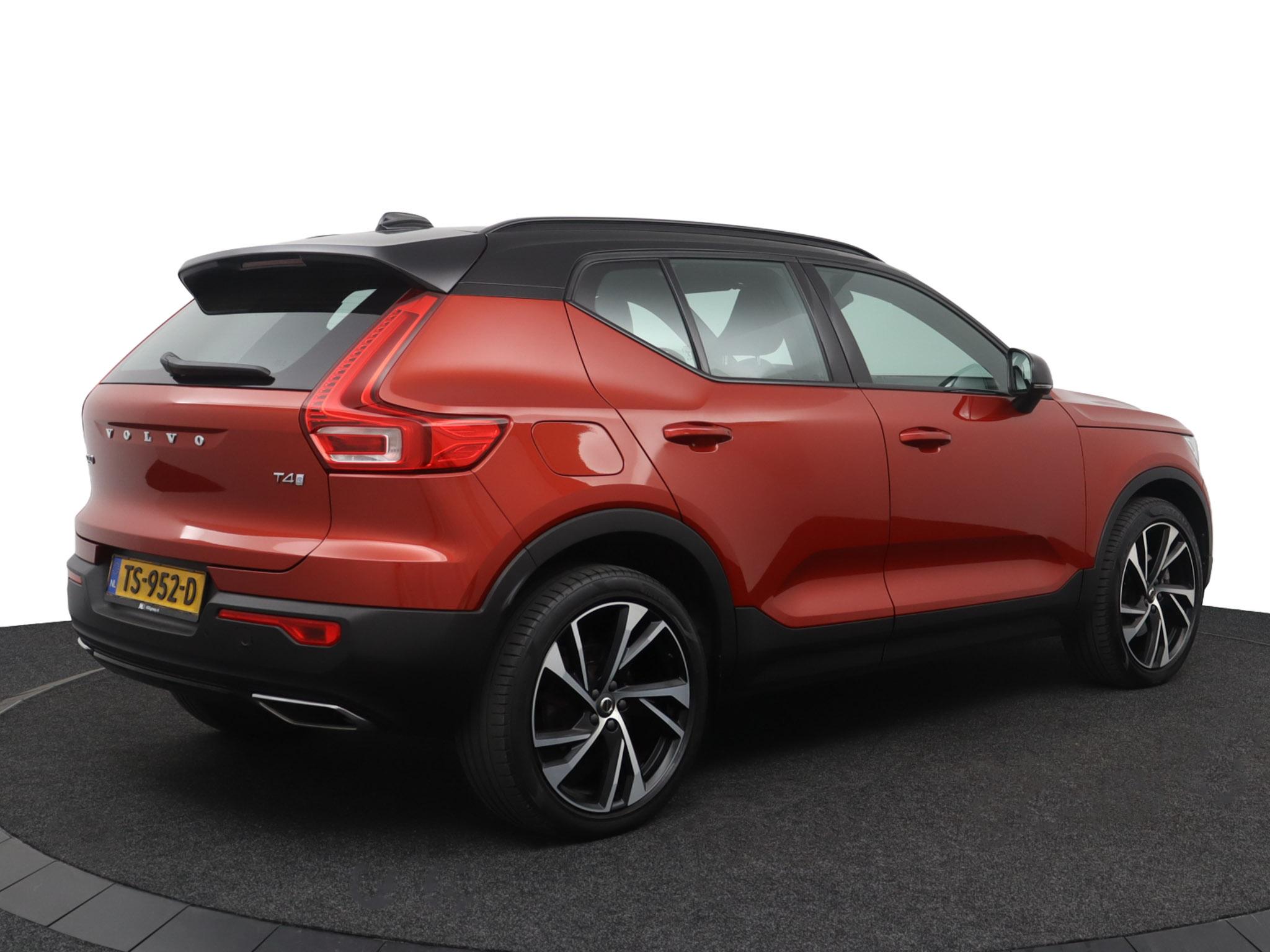 Volvo XC40 2.0 T4 R-Design - Afbeelding 2