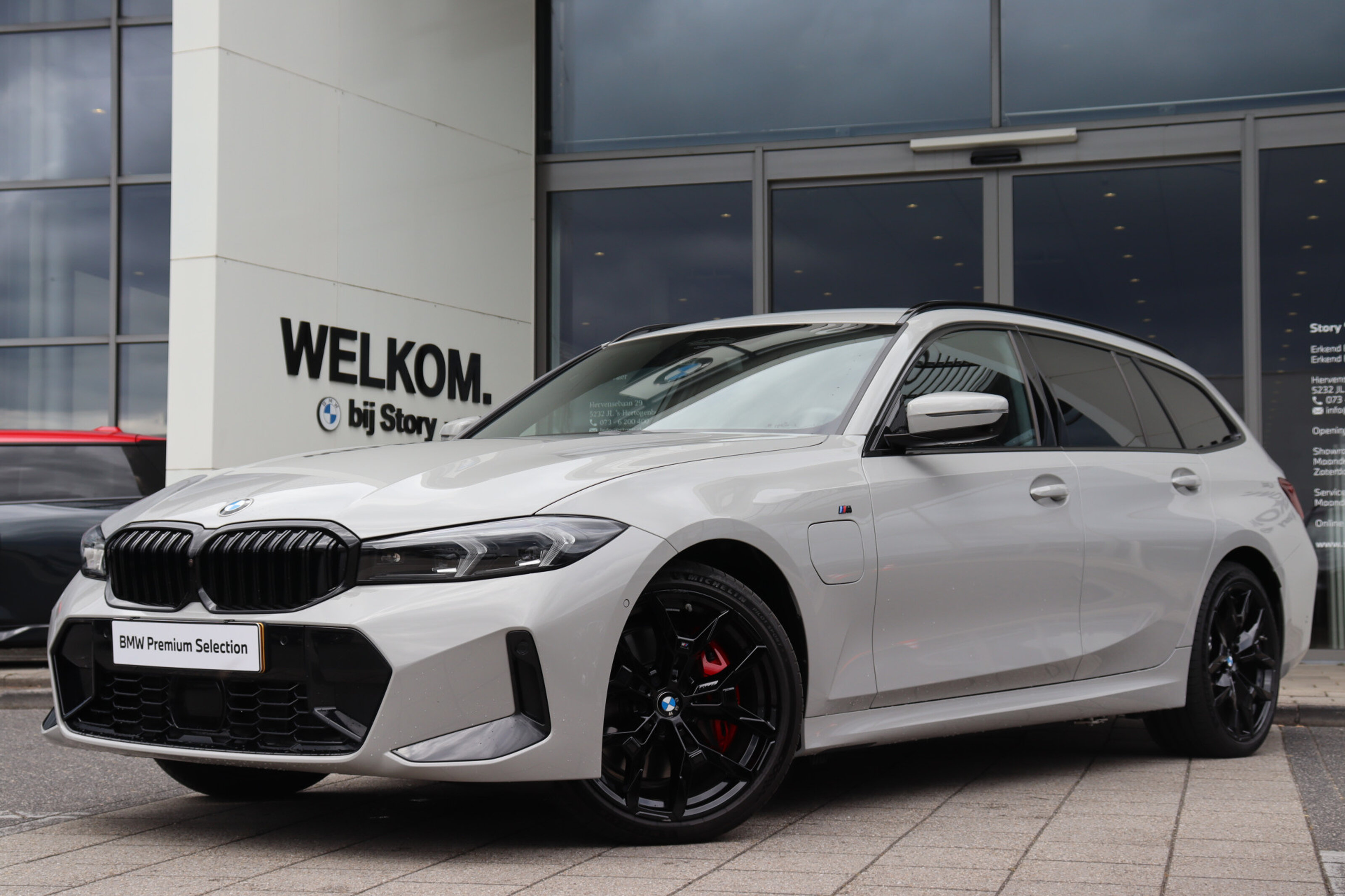 BMW 3 Serie Touring 330e M Sport Automaat