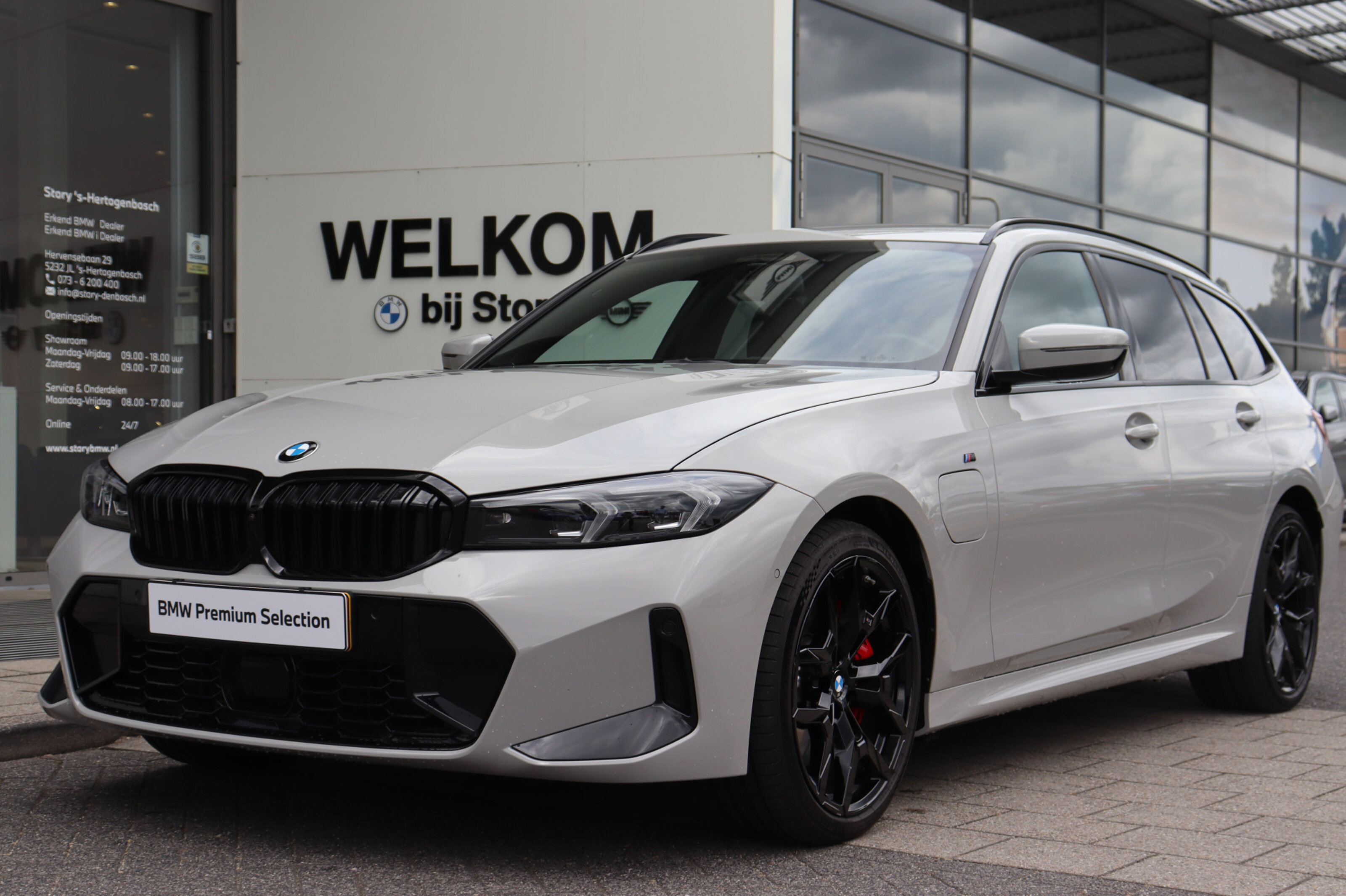 BMW 3 Serie Touring 330e M Sport Automaat