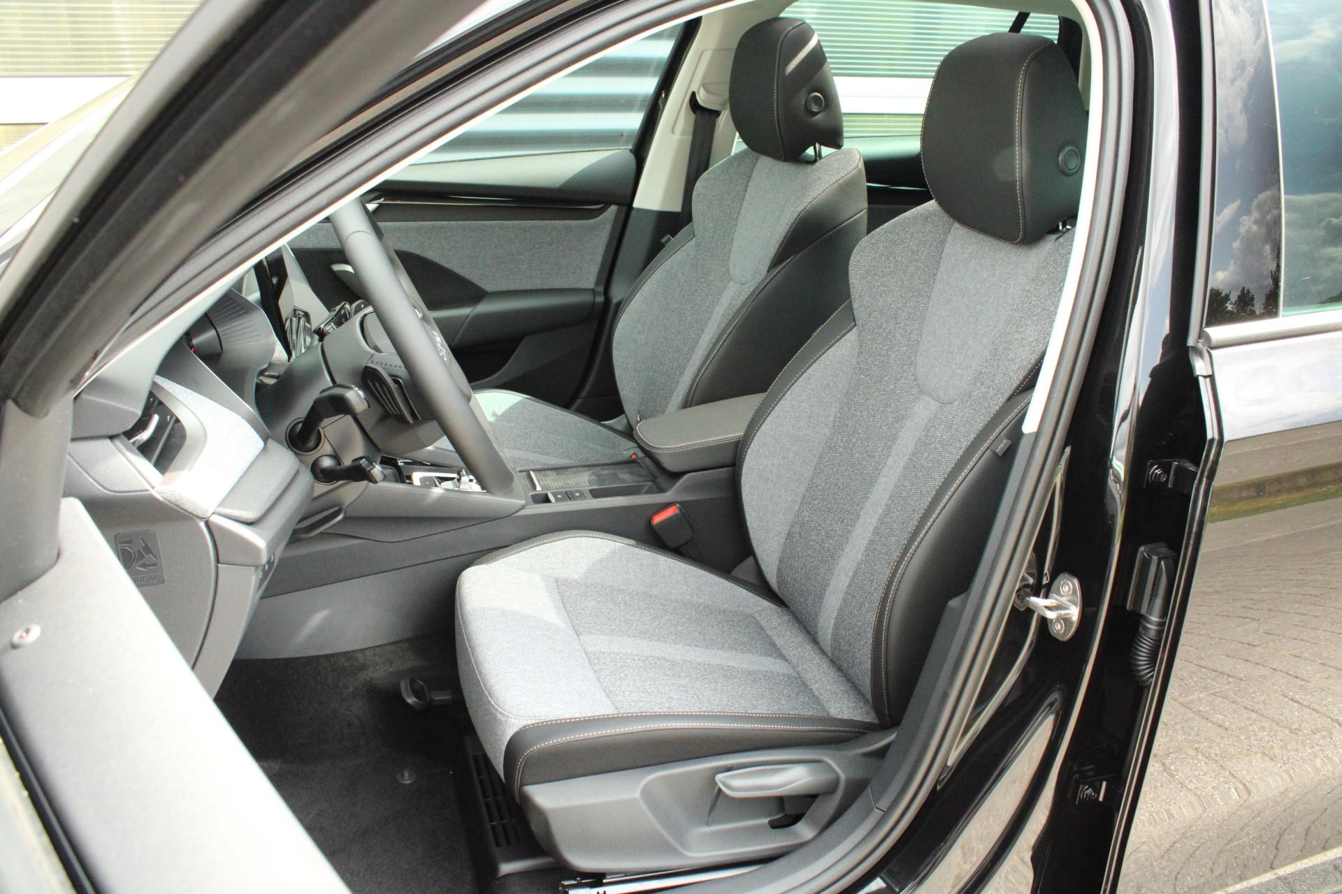 Skoda Octavia Combi 1.5 TSI 115pk DSG MHEV Business Edition - Afbeelding 4