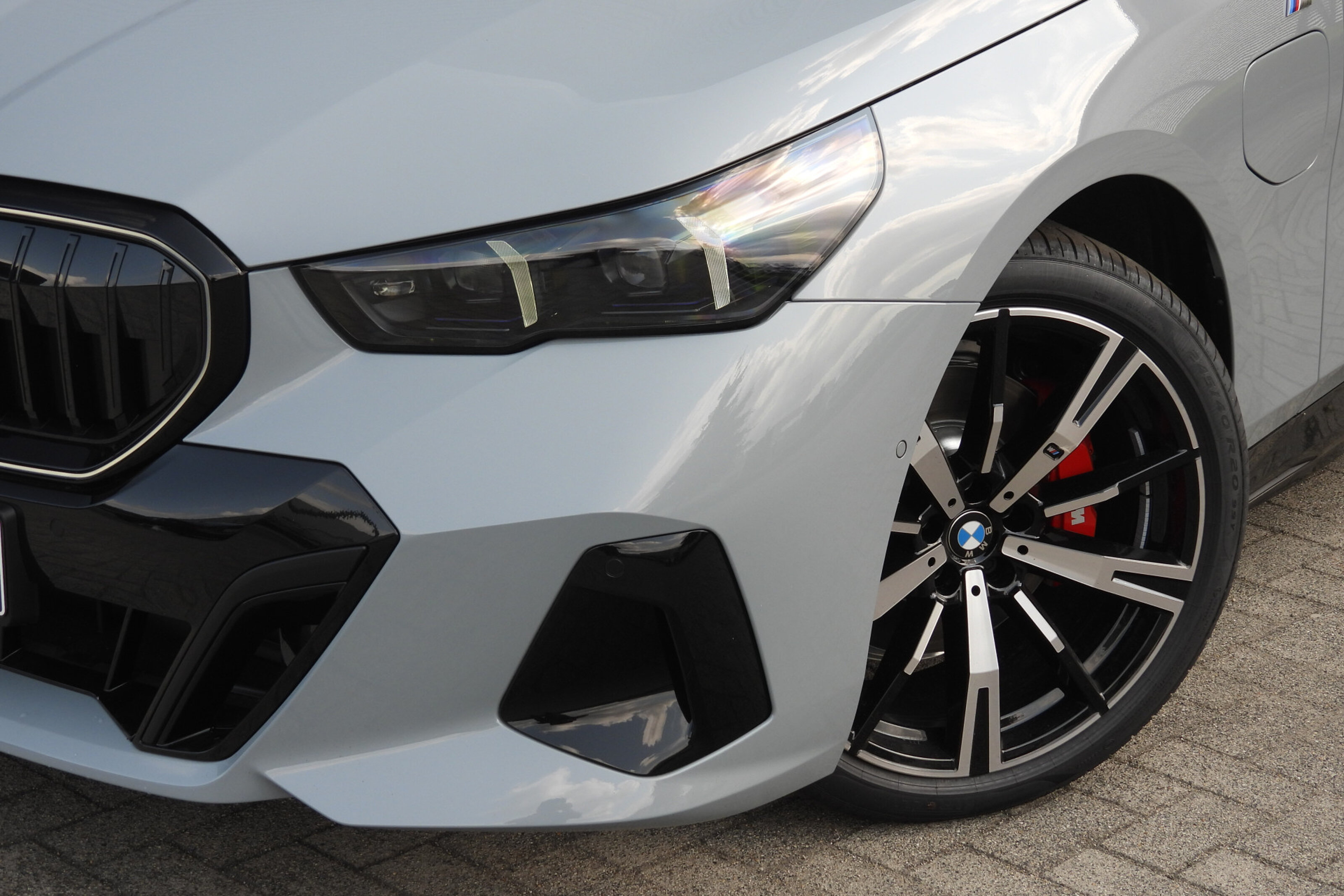 BMW i5 9