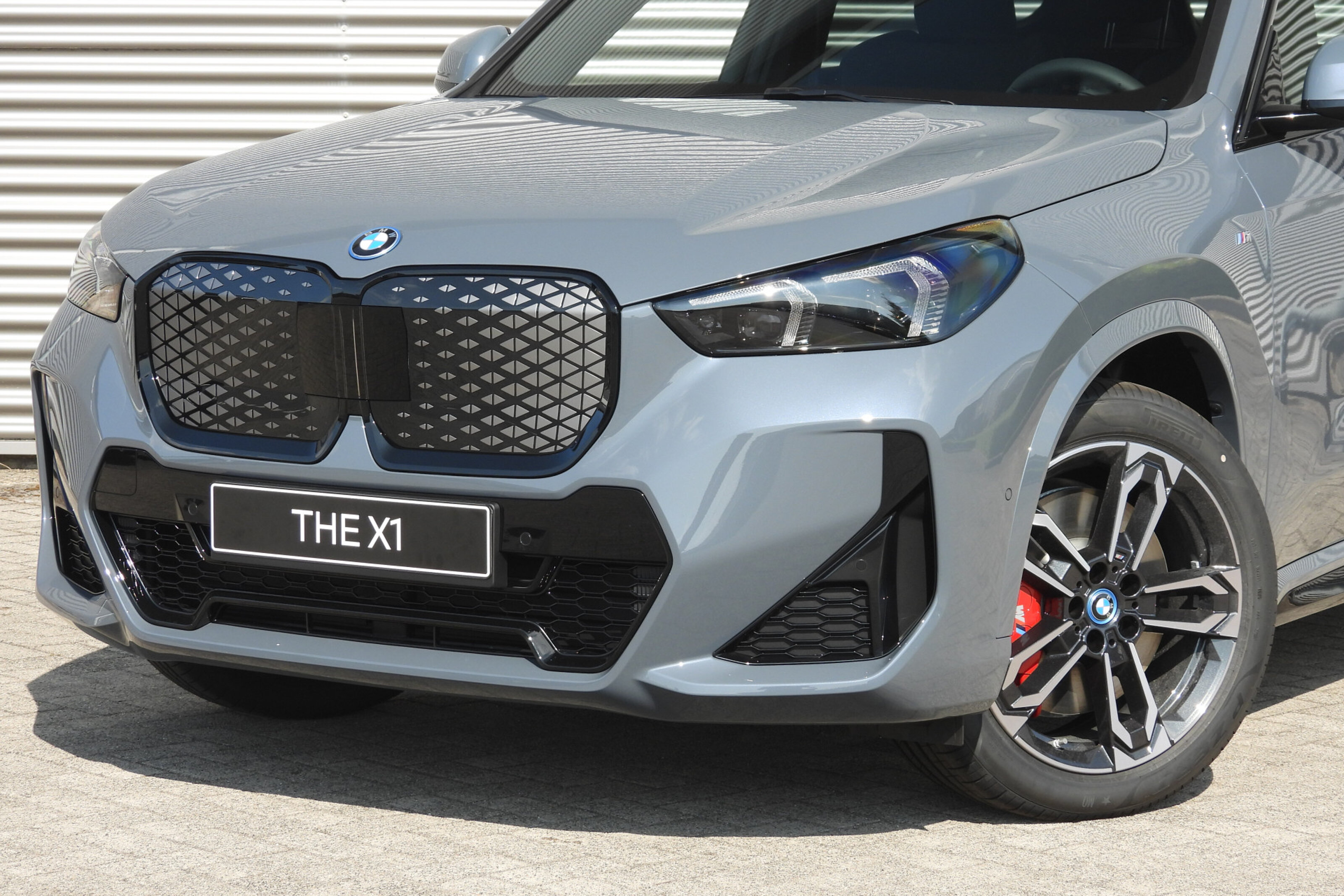 BMW iX1 7