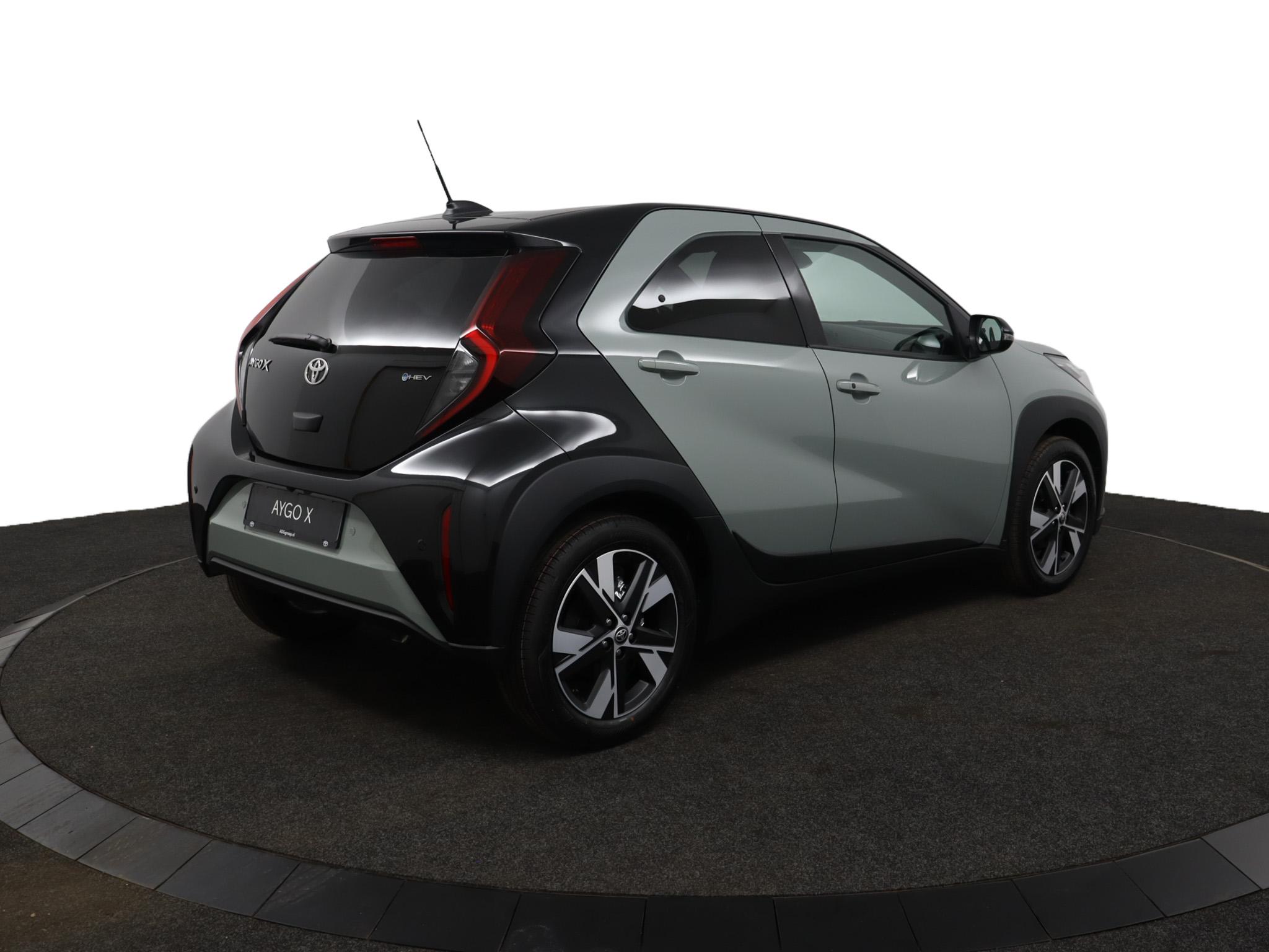 Toyota Aygo X Hybrid 115 pulse - Afbeelding 2