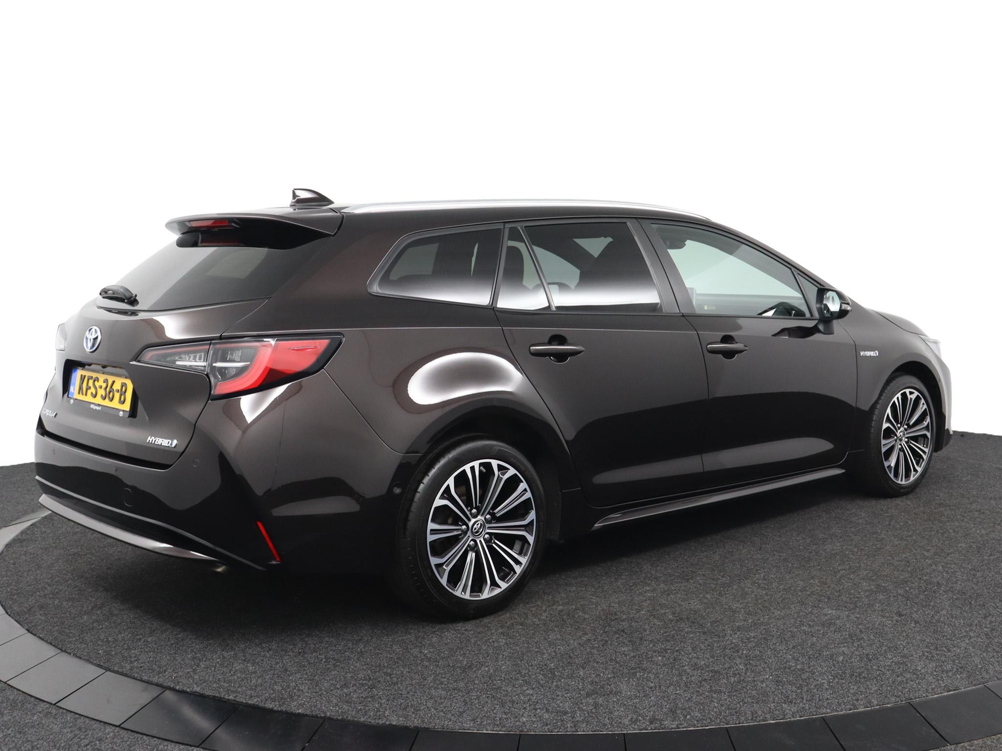 Toyota Corolla Touring Sports 1.8 Hybrid Style Premium - Afbeelding 2