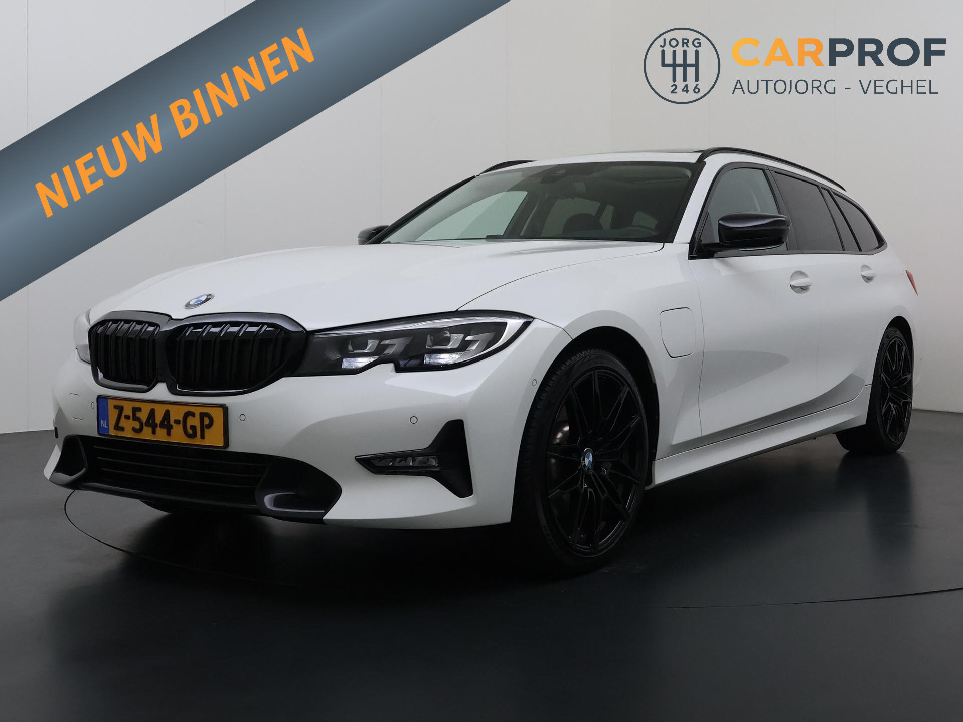 BMW 3-serie Touring 330e High Executive