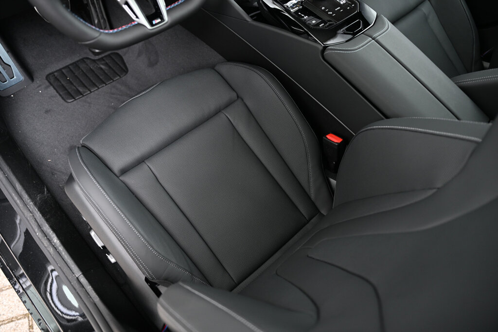 BMW i5 17