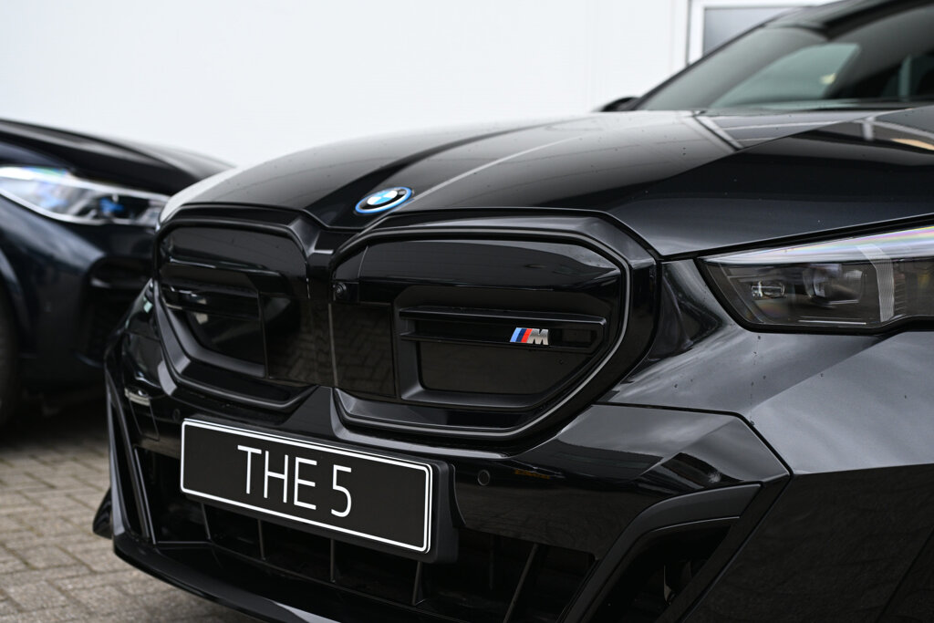 BMW i5 18