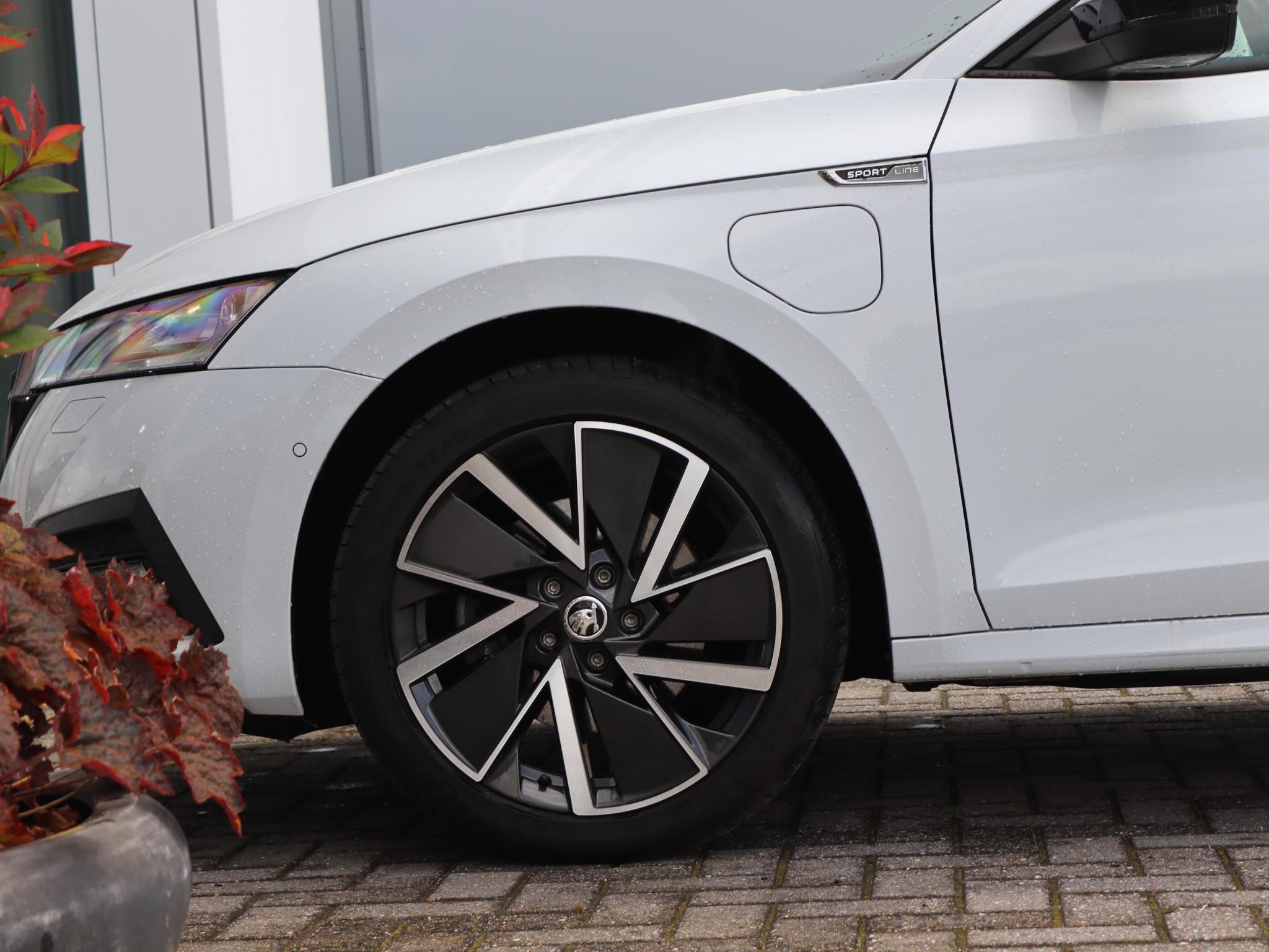 Škoda Octavia Combi 1.4 TSI 204 pk DSG iV PHEV Sportline Business - Afbeelding 2