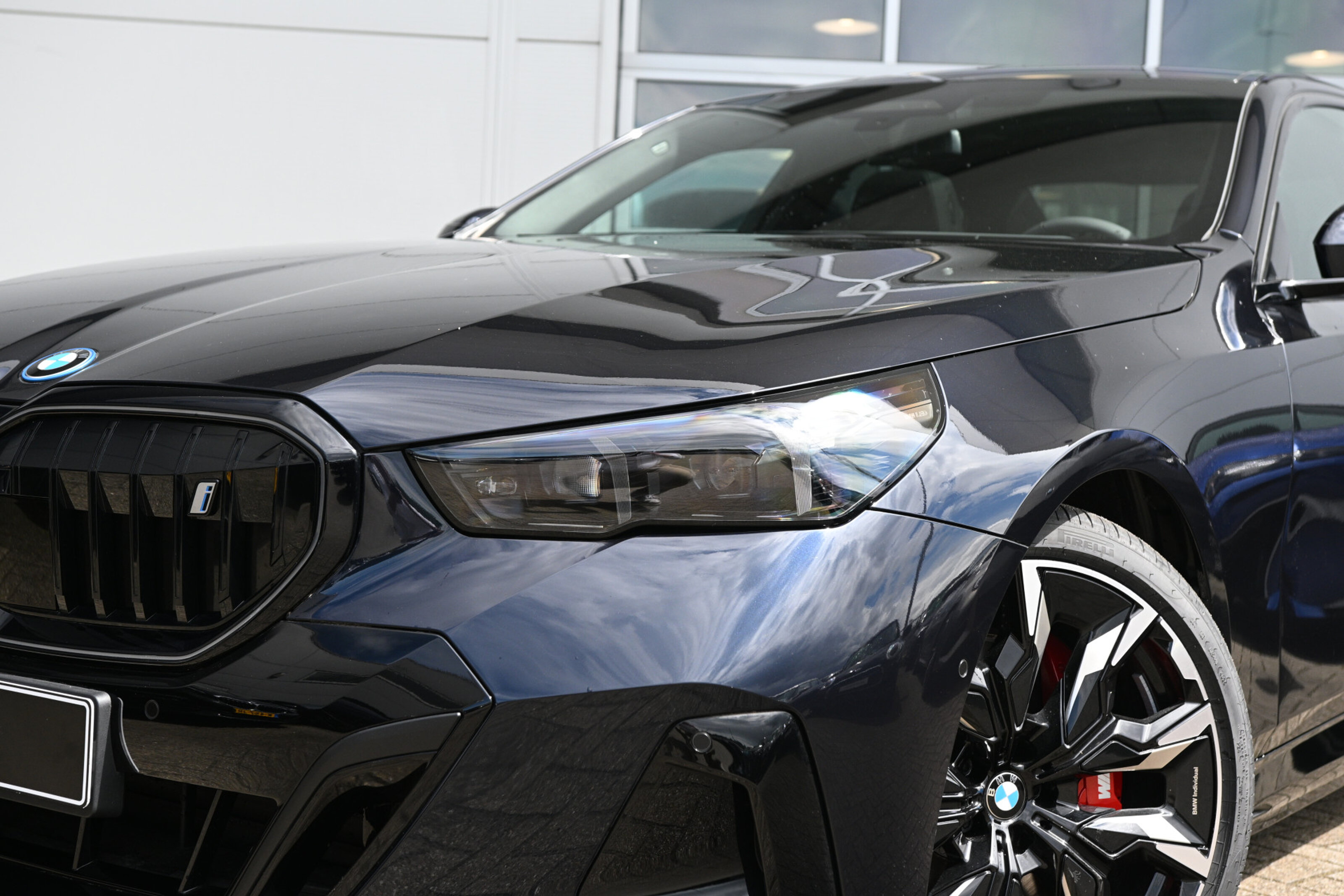 BMW i5 8