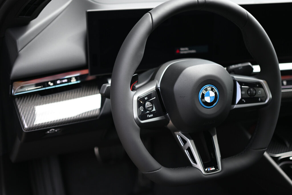 BMW i5 10