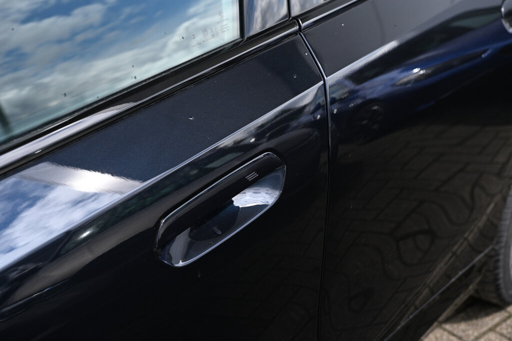 BMW i5 12