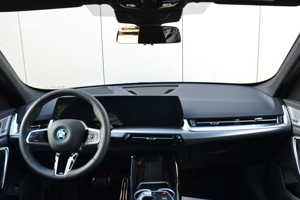 BMW X1 11