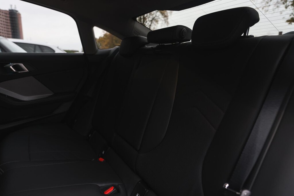 BMW 2 Serie 11