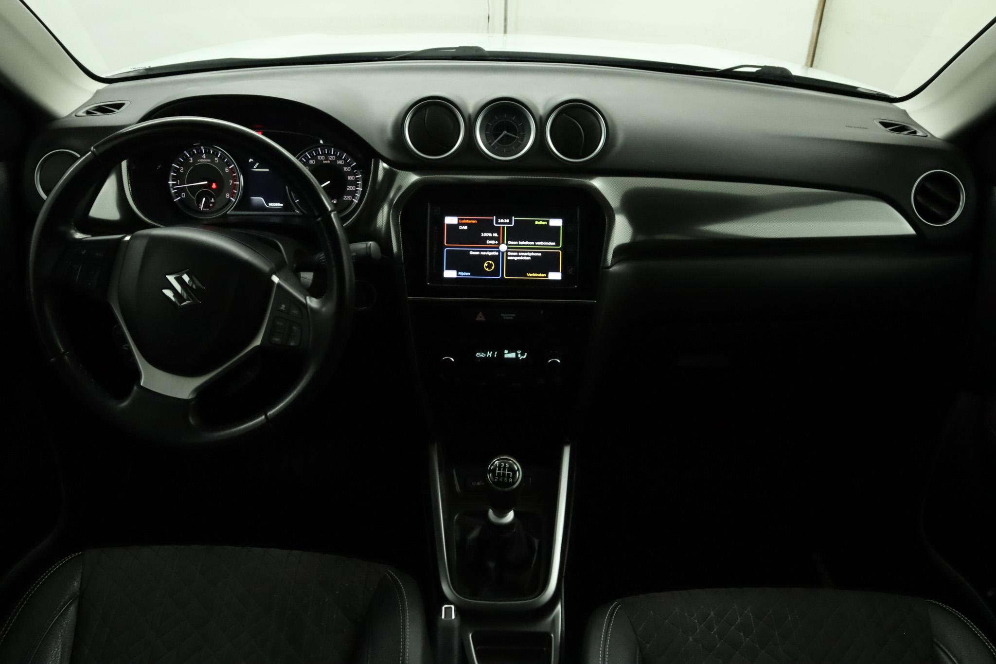 Suzuki Vitara 1.4 Boosterjet Style Smart Hybrid - Afbeelding 4