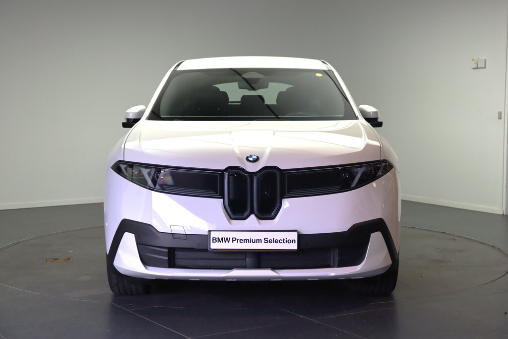 BMW iX3 6