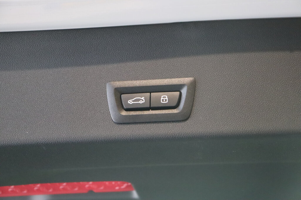BMW iX3 25