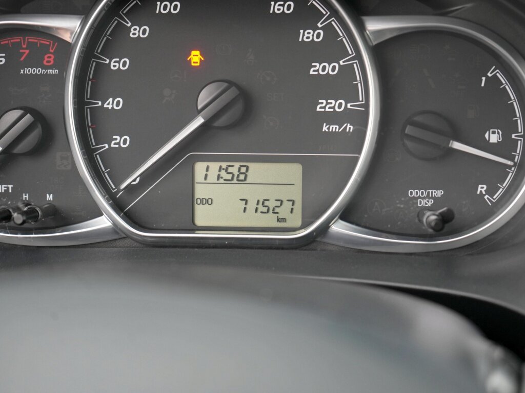 Toyota Yaris 1.0 VVT-i Comfort | Airco | Bluetooth | Dealer onderhouden - Afbeelding 4