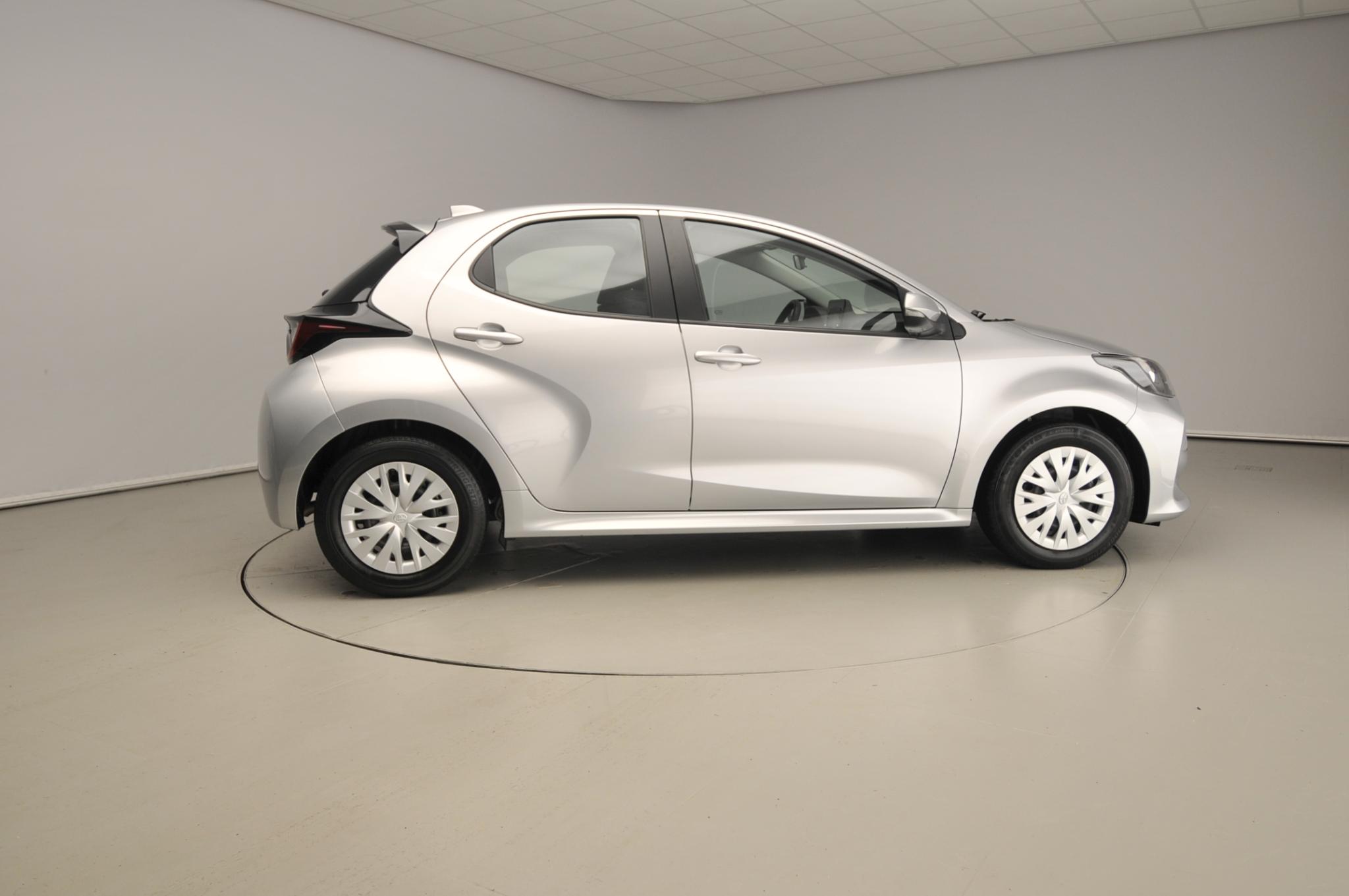 Toyota Yaris 1.5 Hybrid - Afbeelding 4