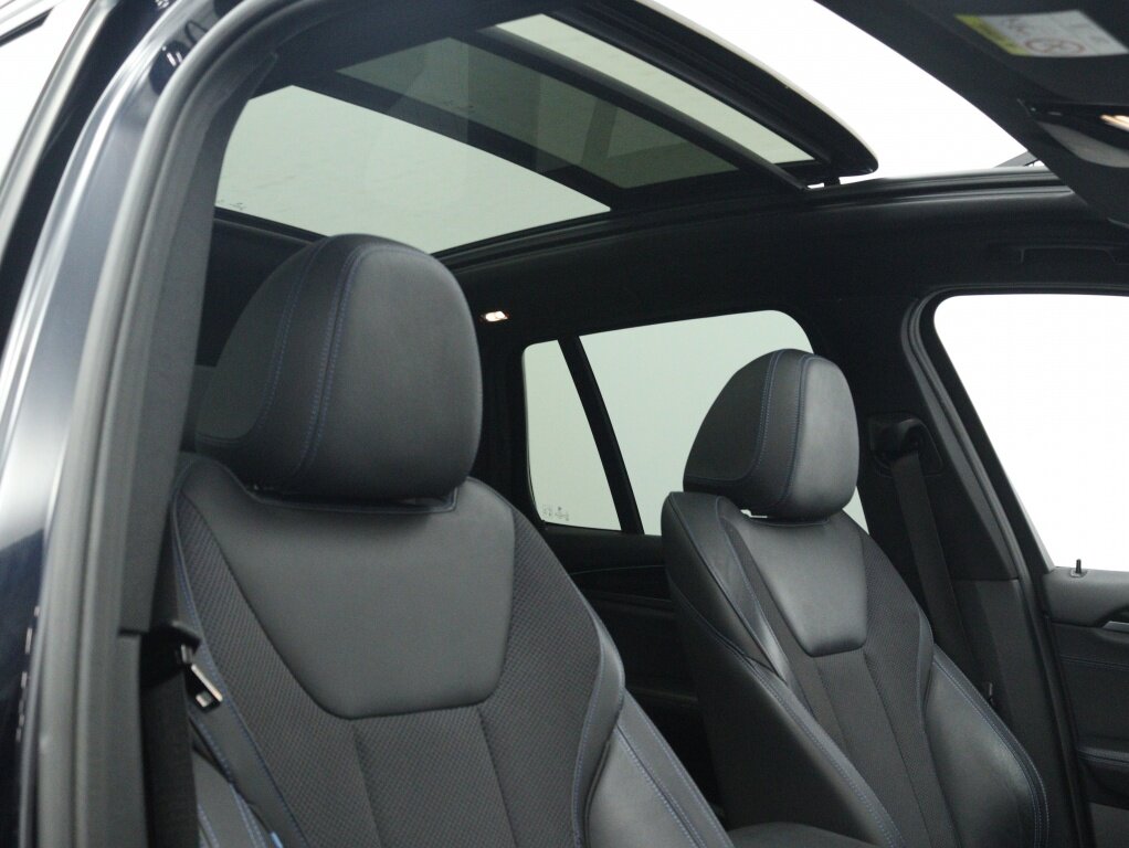 BMW X3 xDrive30e High Executive | 360 camera | Navigatie | Head up disp - Afbeelding 3