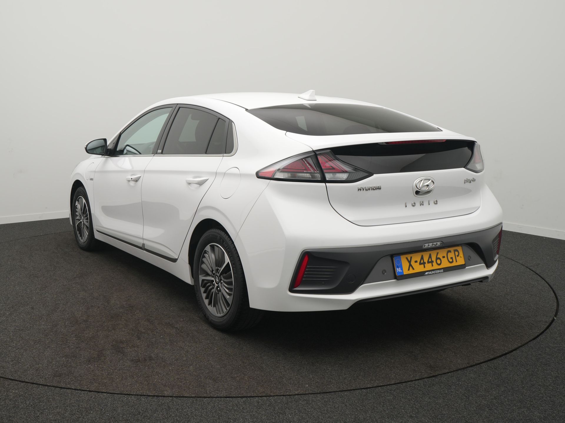 Hyundai IONIQ 1.6 GDi PHEV Comfort - Occasion Lease vanaf €714 p/m - Afbeelding 4