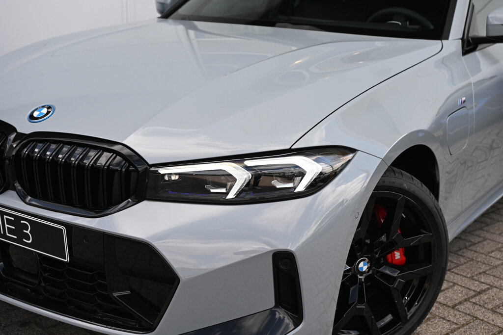 BMW 3 Serie 8