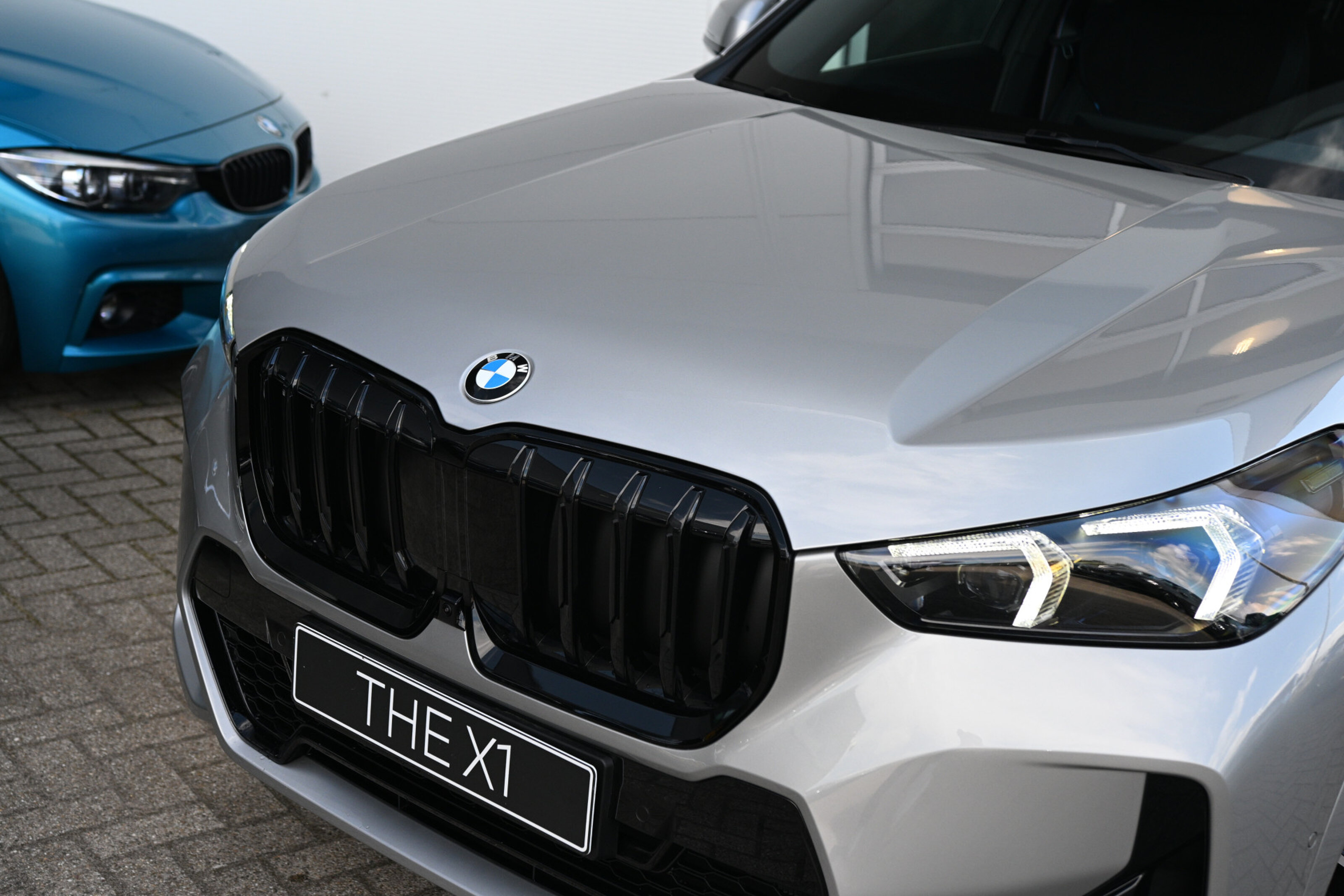 BMW X1 8