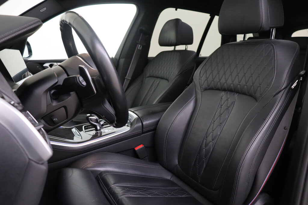 BMW X5 8