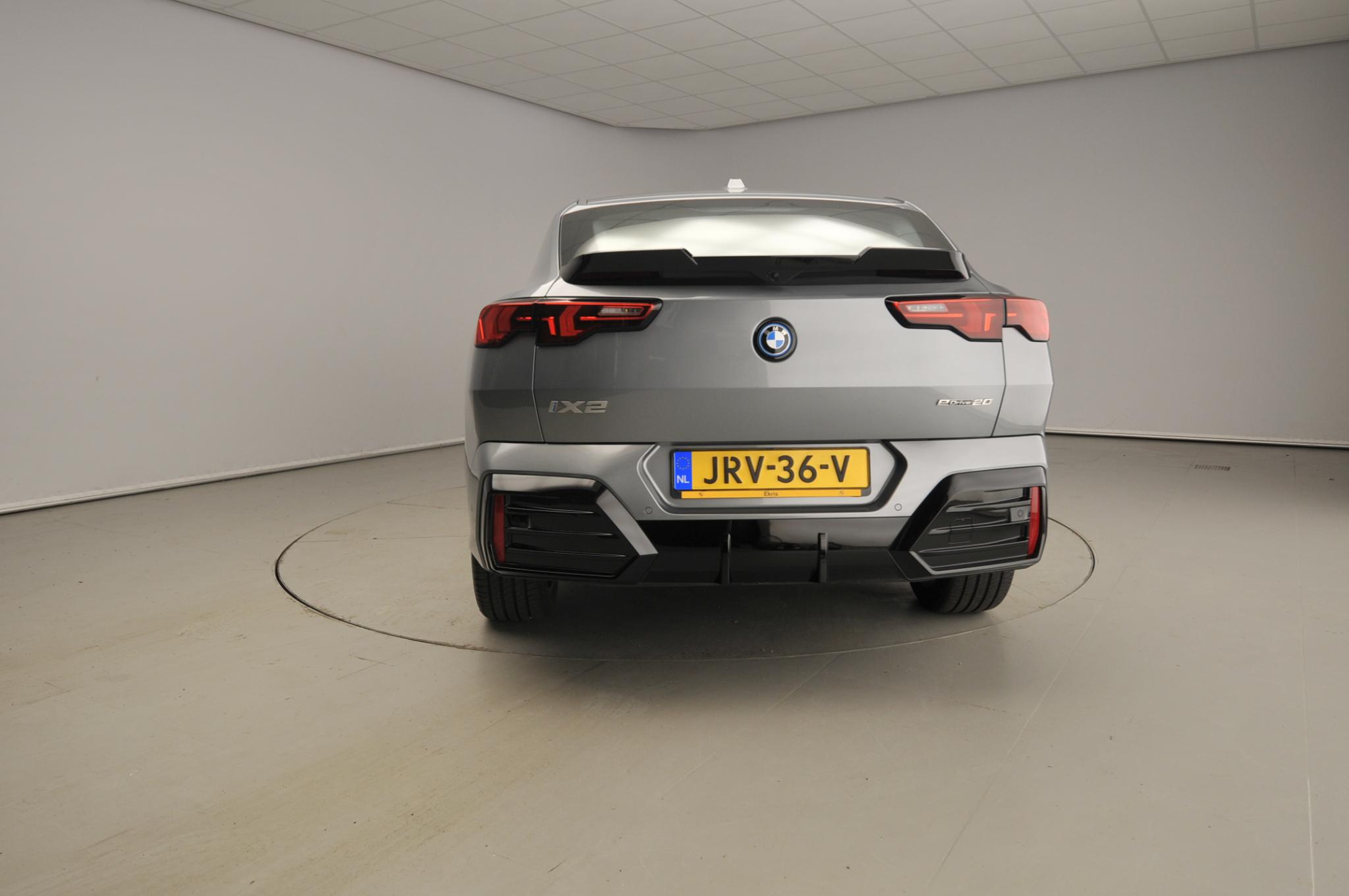 BMW iX2 eDrive20 - Afbeelding 3