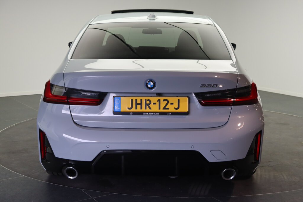 BMW 3 Serie 6