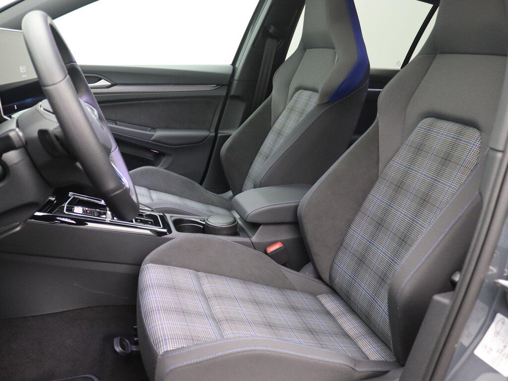 Volkswagen Golf 1.5 eHybrid GTE 272PK DSG Panoramadak, Trekhaak, Head-Up Display - Image 5