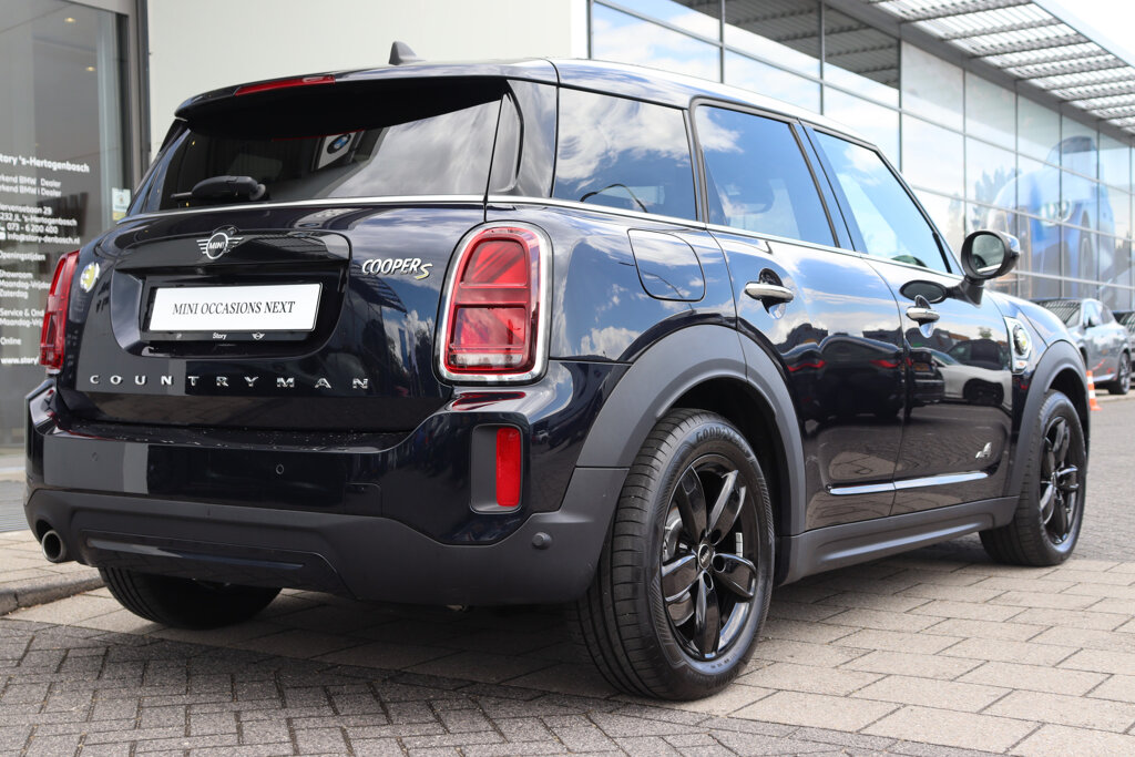 MINI Countryman 8