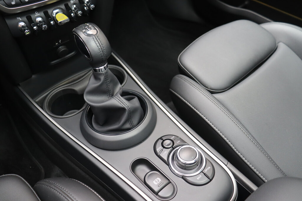 MINI Countryman 16