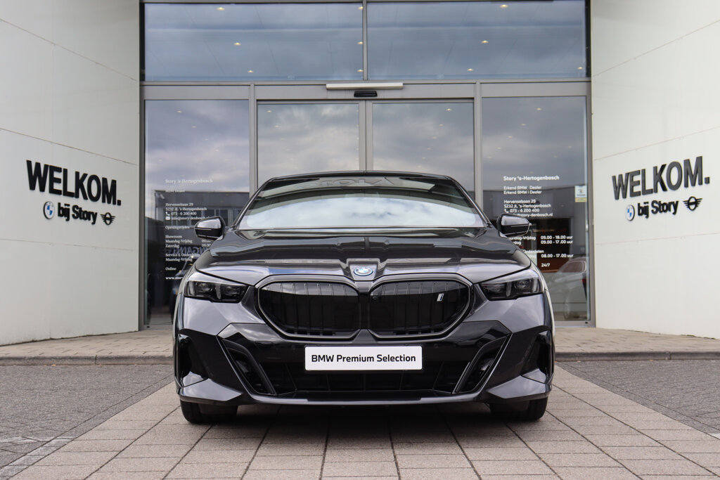 BMW i5 3