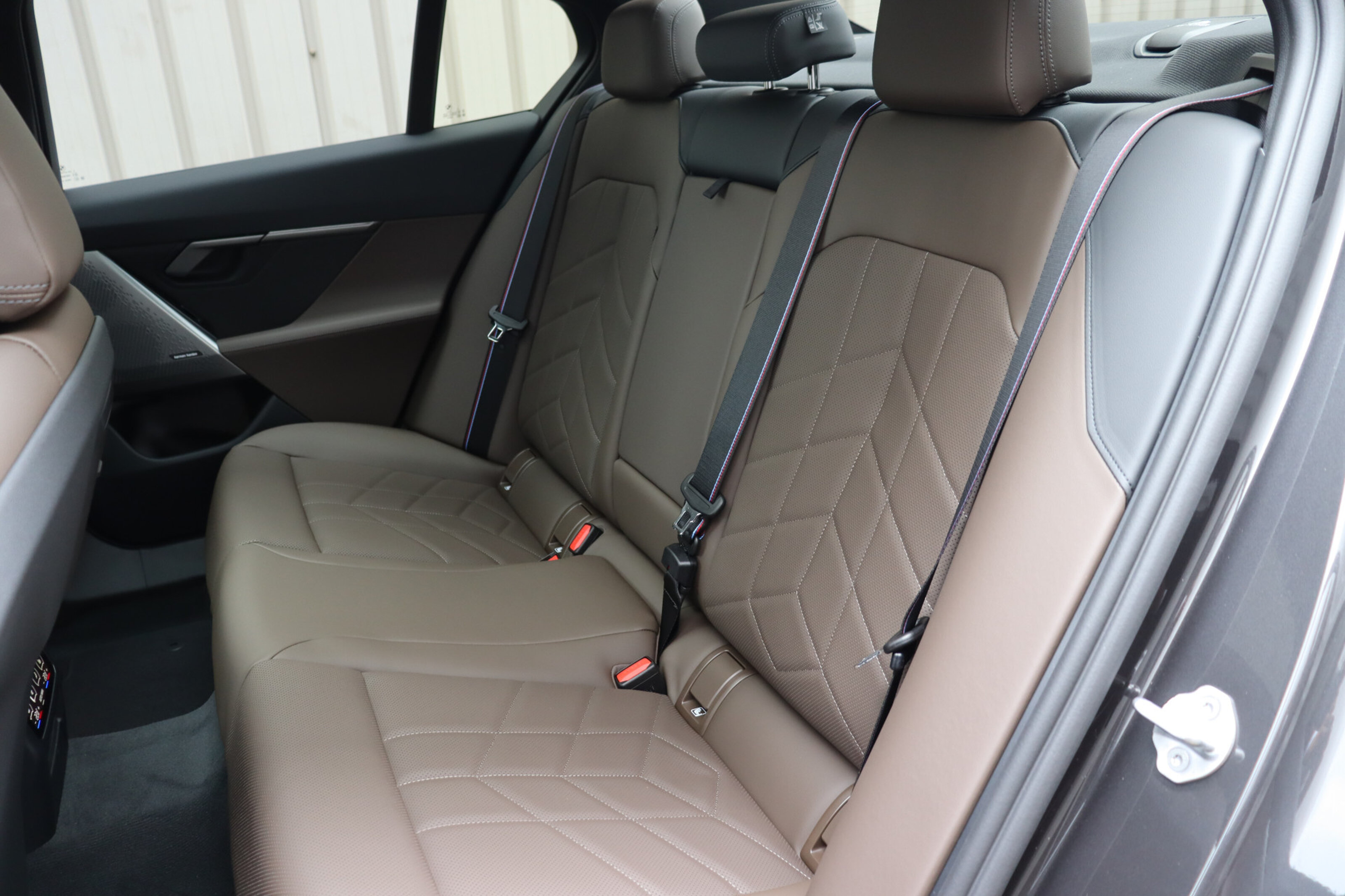 BMW i5 6