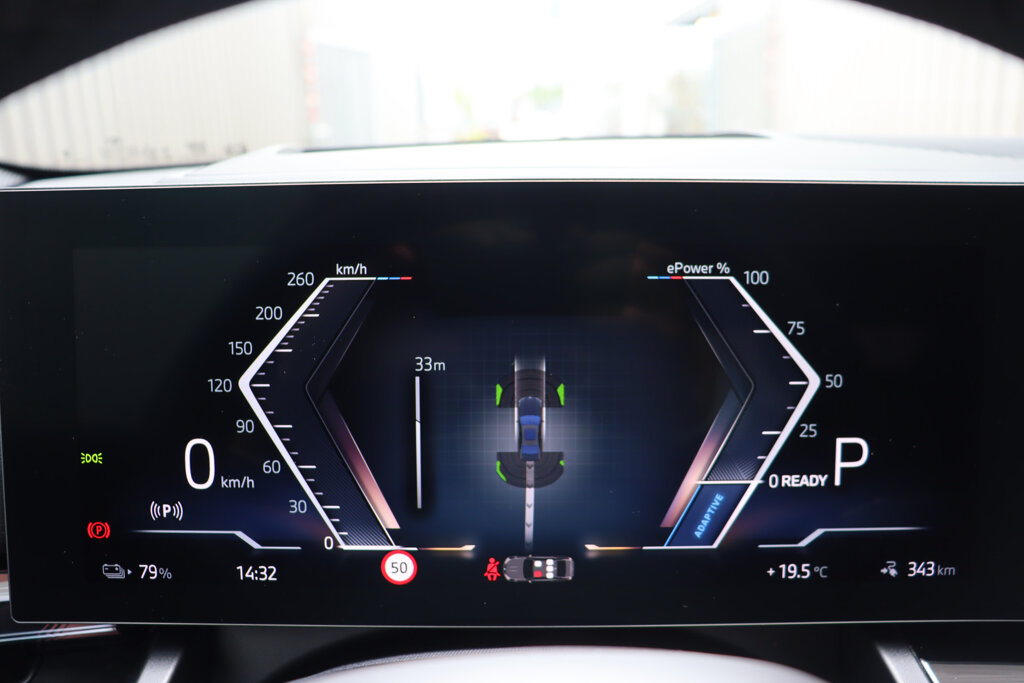 BMW i5 22