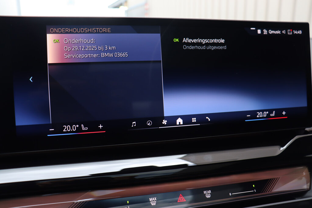 BMW i5 26
