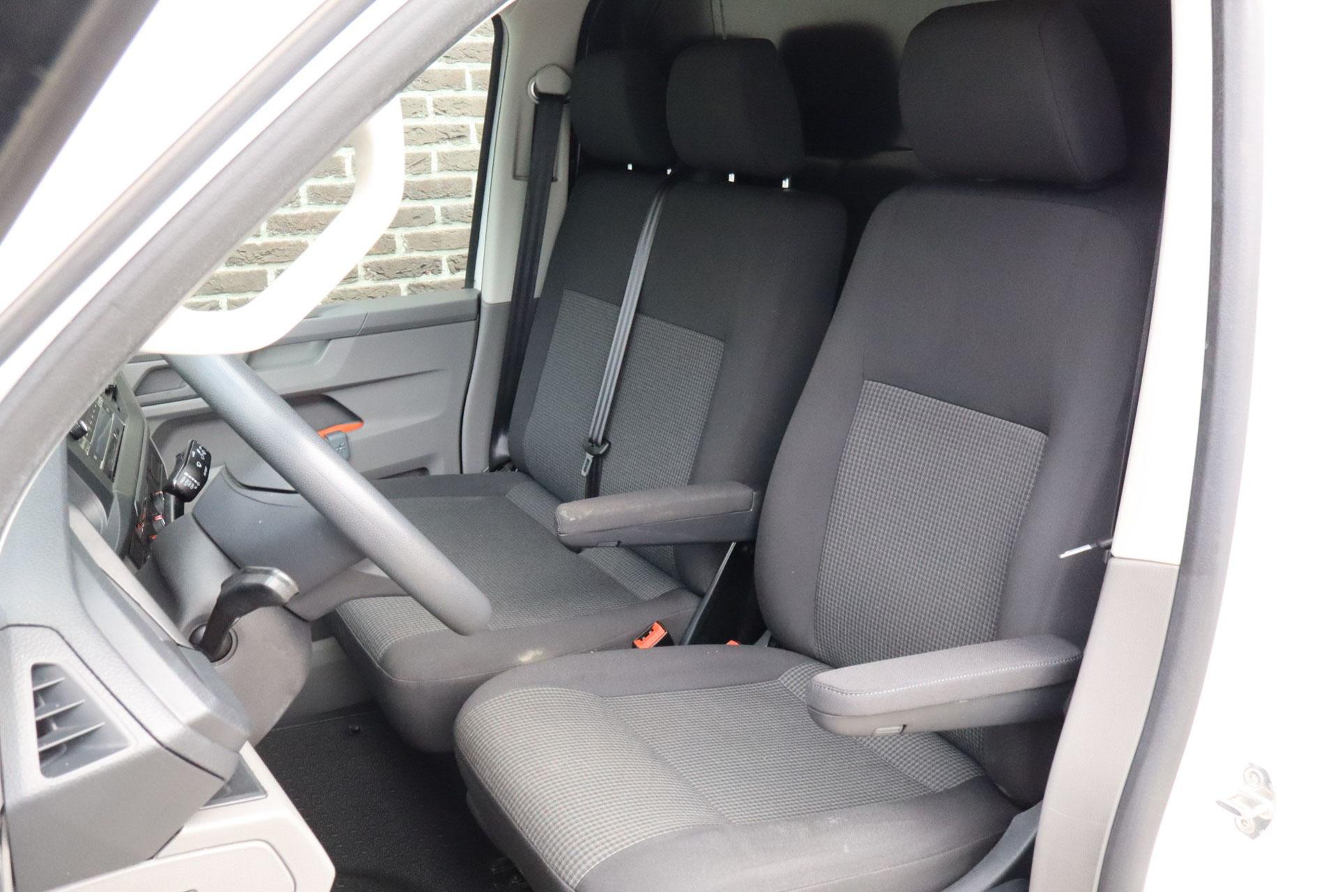Volkswagen Transporter 2.0 TDI 90pk L1H1 28 - Afbeelding 4