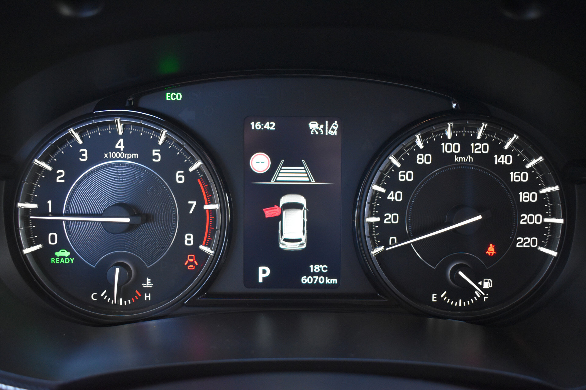 Suzuki Vitara 1.5 Hybrid Style automaat 102pk - Afbeelding 4