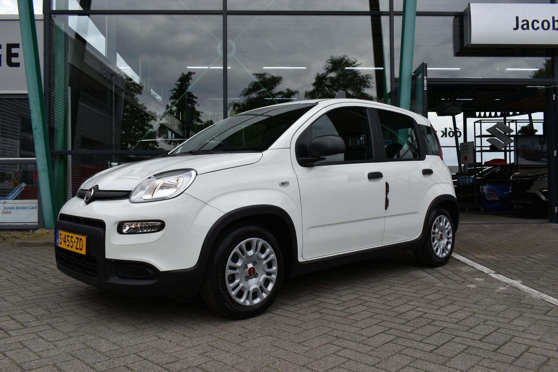 Fiat Panda 1.0 Hybrid Pandina 70pk