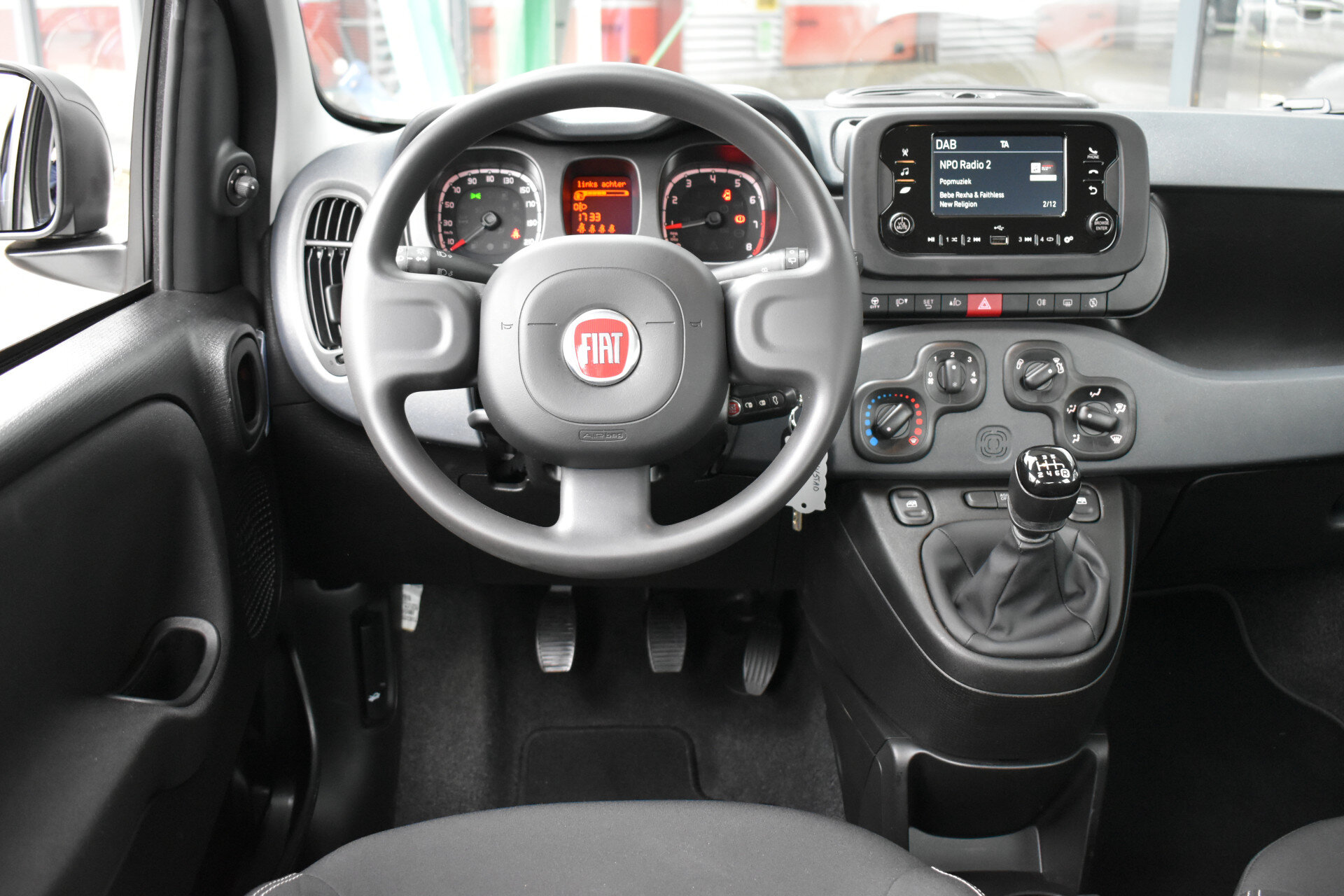 Fiat Panda 1.0 Hybrid Pandina 70pk - Afbeelding 2