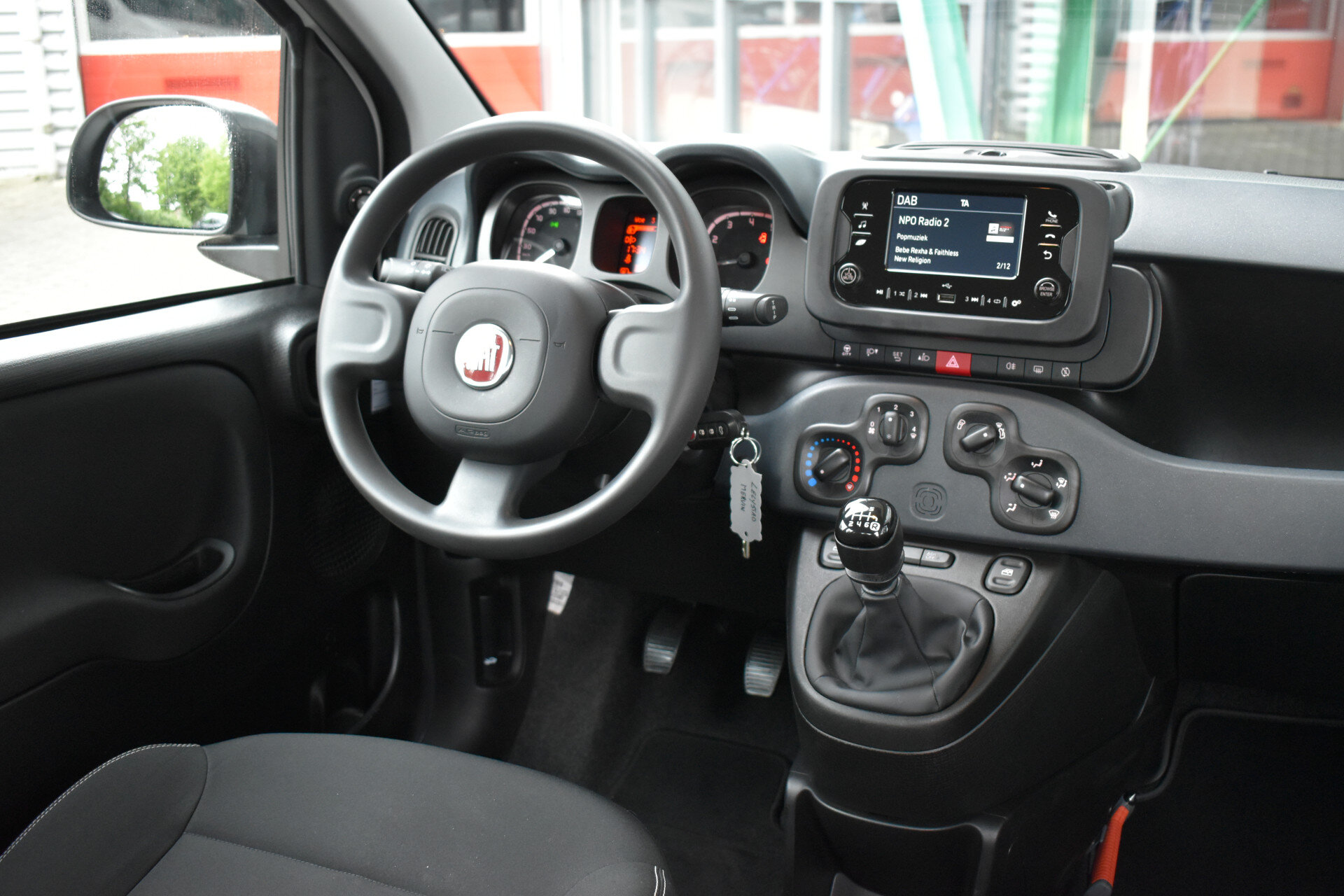 Fiat Panda 1.0 Hybrid Pandina 70pk - Afbeelding 4